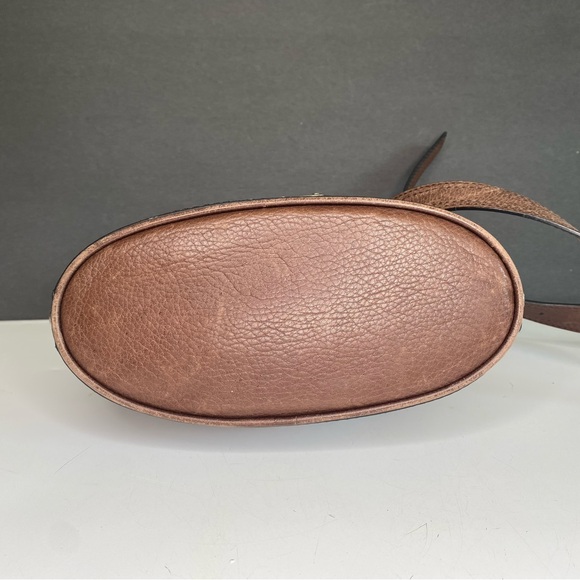 FOSSIL Bucket Style Top Zipper GORGEOUS Geometric TAPESTRY Leather shoulder Bag - Picture 5 of 8